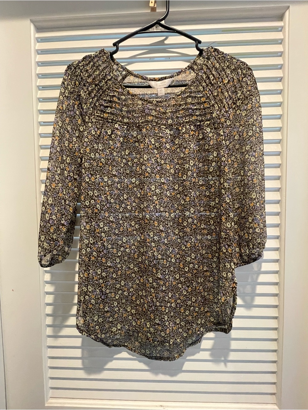 LC Lauren Conrad Black Floral Smocked-Yoke Blouse